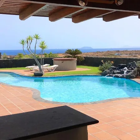 Villa Aguamarina 21 *